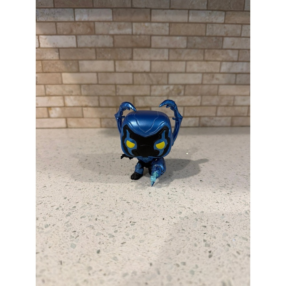 Funko Pop Blue Beetle Glow in Dark 1406 2023